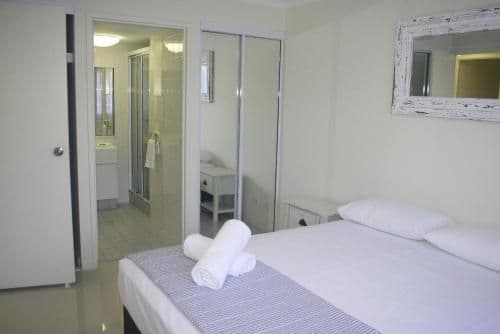 Deluxe Two-Bedroom Apartment