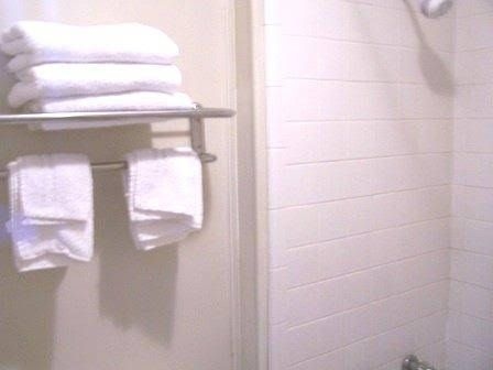 College Inn0