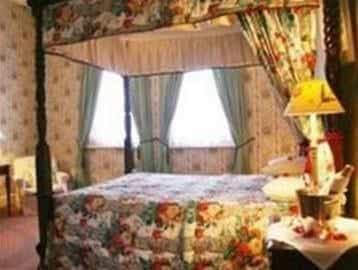The Old George & Dragon Guesthouse
