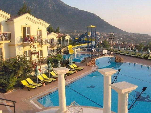 Artemisia Royal Park Club Hotel3