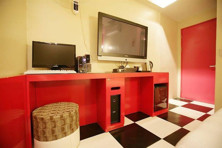 M2 Motel4