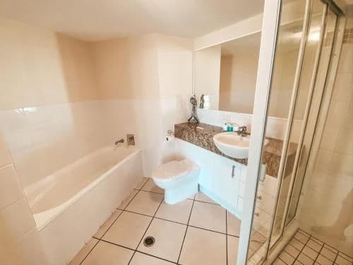 Three Bedroom Executive Apartment with Ocean View