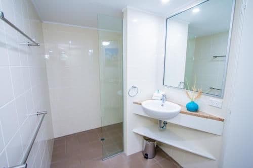 Premium Three Bedroom Apartment with Garden View