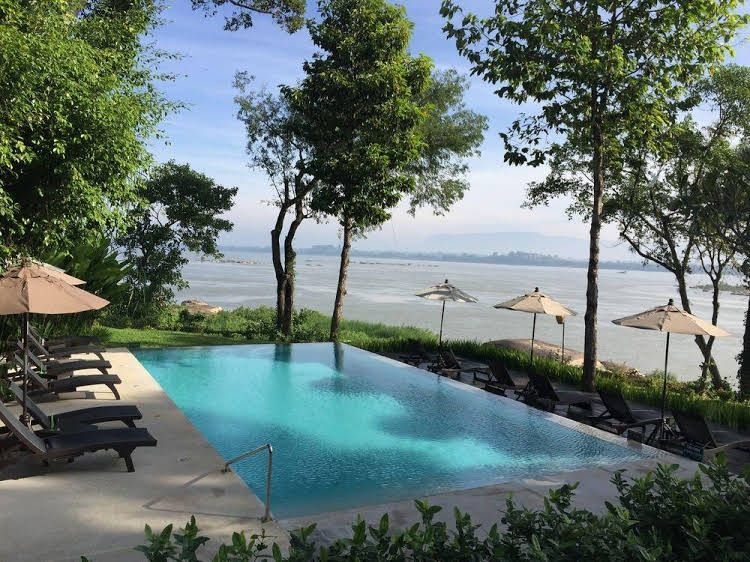 The River Resort3