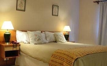 Hosteria Las Acacias2