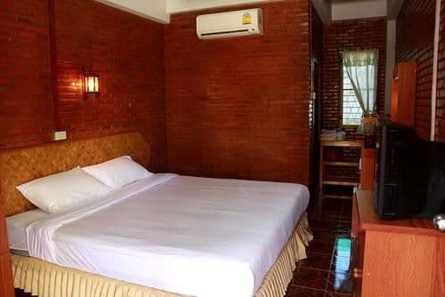 Standard Superior Double or Twin with Air Conditioning
