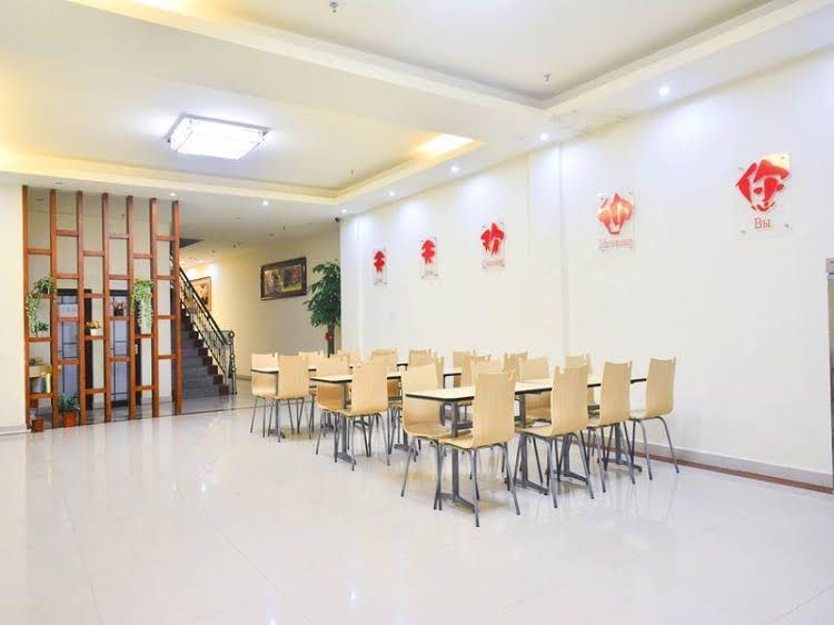 Sanya Tiantian Fast Hotel1