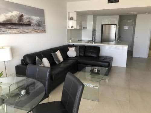 Deluxe Two-Bedroom Apartment with Spa Bath