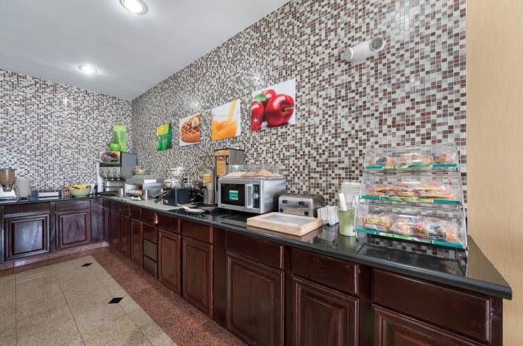Quality Inn and Suites3