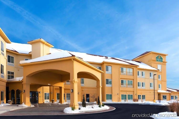 Comfort Inn & Suites Verona at Turning Stone Resort Casino1