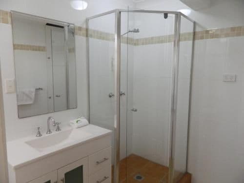 Three-Bedroom Townhouse - Water Front