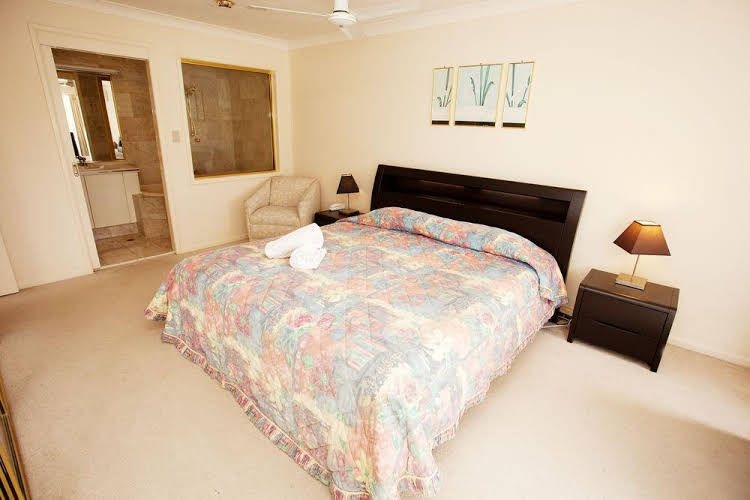 ไอล์ ออฟ ปาล์มส์ รีสอร์ต (Isle of Palms Resort)1