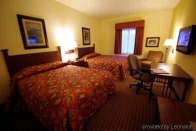 Mountain Inn & Suites Airport - Hendersonville Mountain Inn & Suites Airport - Hendersonville
