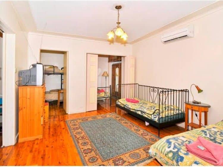 Burwood Bed and Breakfast Burwood Bed and Breakfast