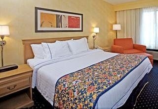 คอร์ทยาร์ดบายแมริออท อ็อกซ์นาร์ด เวนทูรา (Courtyard By Marriott Oxnard)3