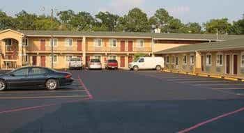 Continental Inn and Suites