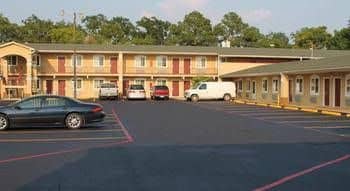 Continental Inn and Suites Continental Inn and Suites