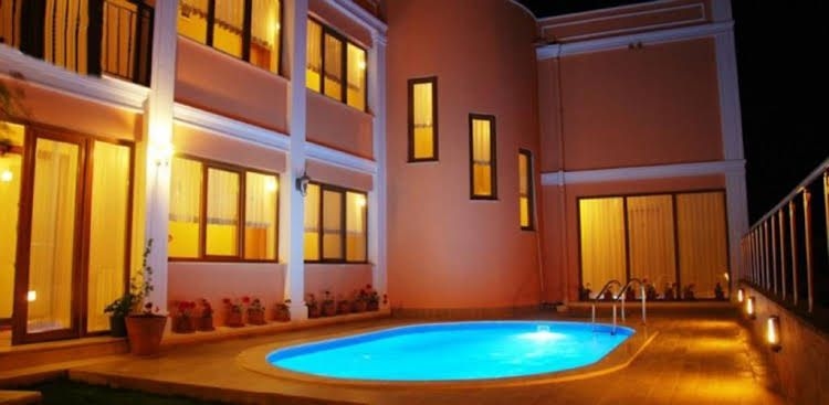 Hotel Cunda Marina0