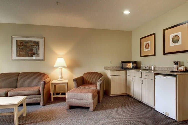 Centerstone Inn & Suites Centerstone Inn & Suites