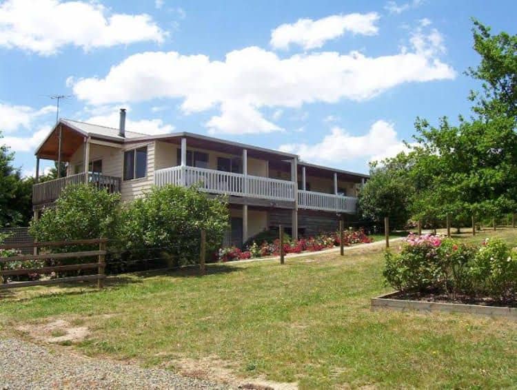 Yarra Glen Bed and Breakfast Yarra Glen Bed and Breakfast