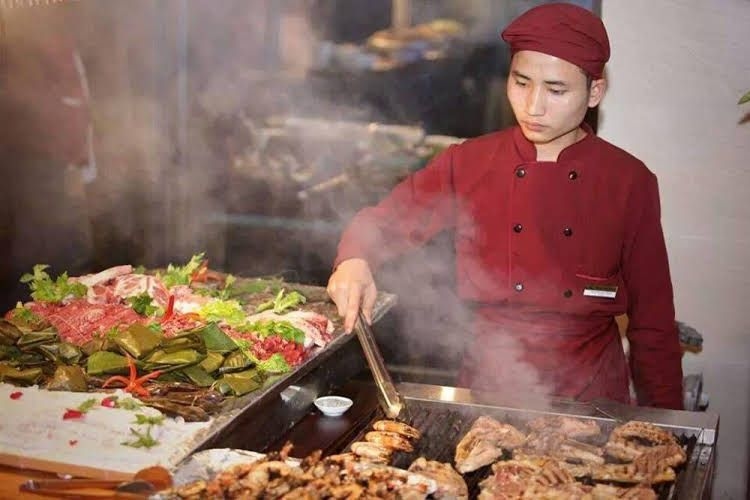 ฮาลอง พาเลซ โฮเทล (Halong Palace Hotel)3