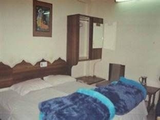Hotel Amba Inn3