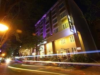 Bali Hotel2