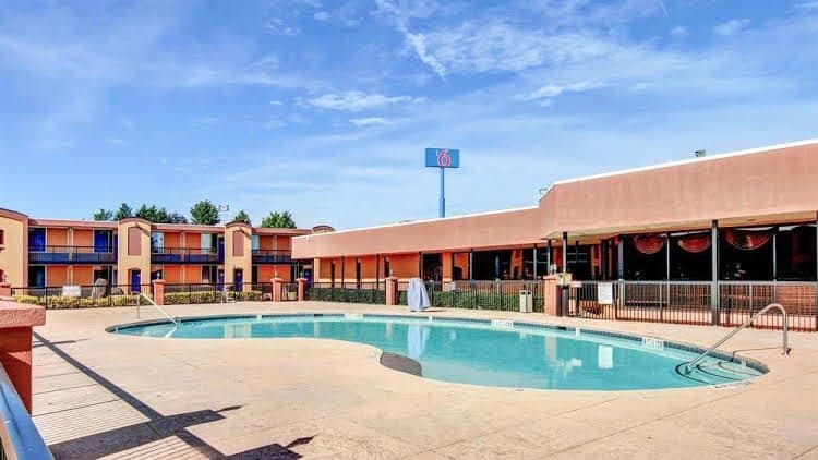 Motel 6 Forsyth Motel 6 Forsyth