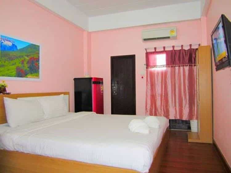 Ponlaan Apartment Ponlaan Apartment