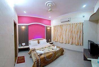 Shantis Hotel Sonai4