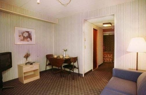 Seashore Park Inn4