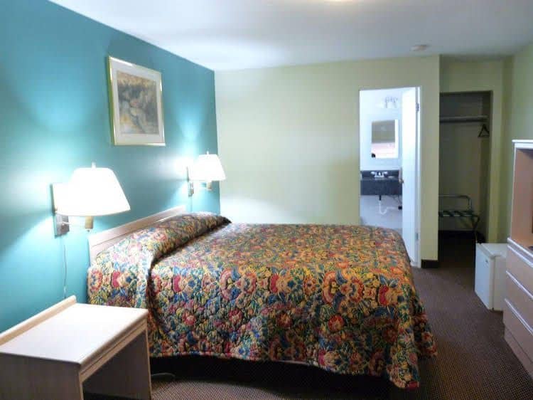 Columbia Inn Columbia Inn