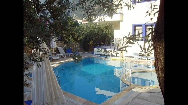 Lizo Hotel0