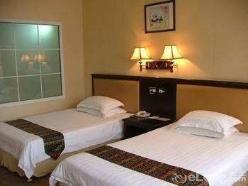 Aiqun Hotel -Canton Fair Free Shuttle Bus3