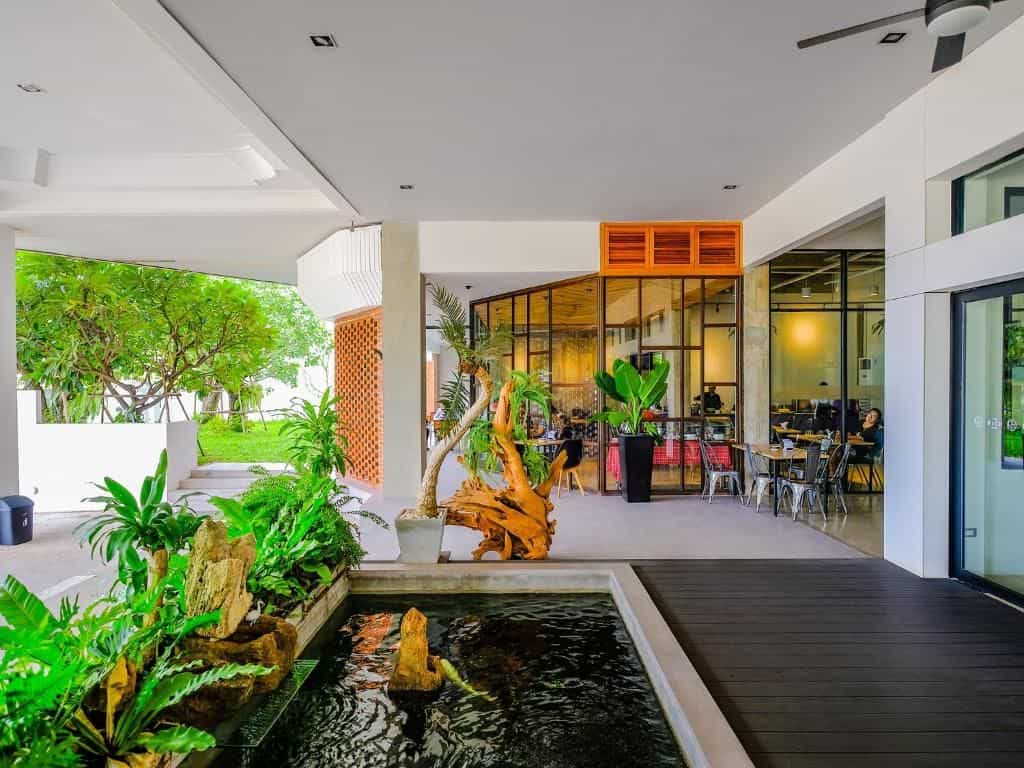 โรงแรมเดอะ ริช โรงแรมเดอะ ริช