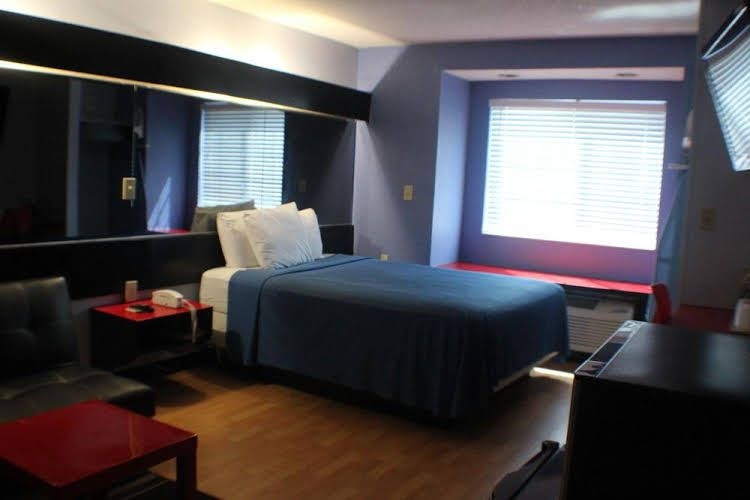 Rite4us Inn & Suites - Smyrna3