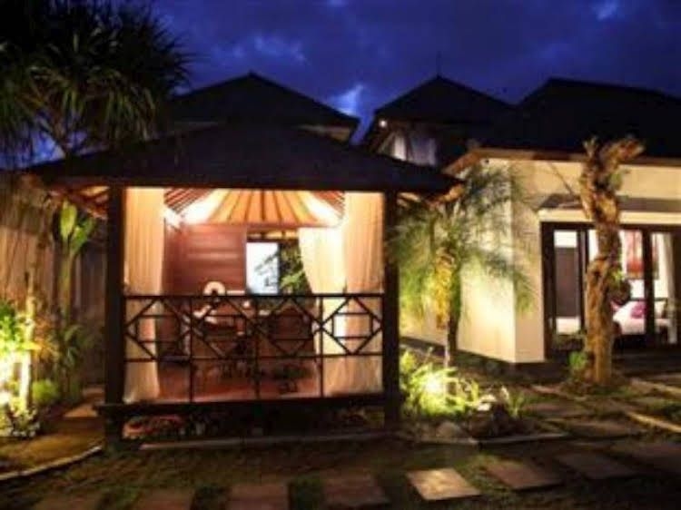 Villa Rajapala1