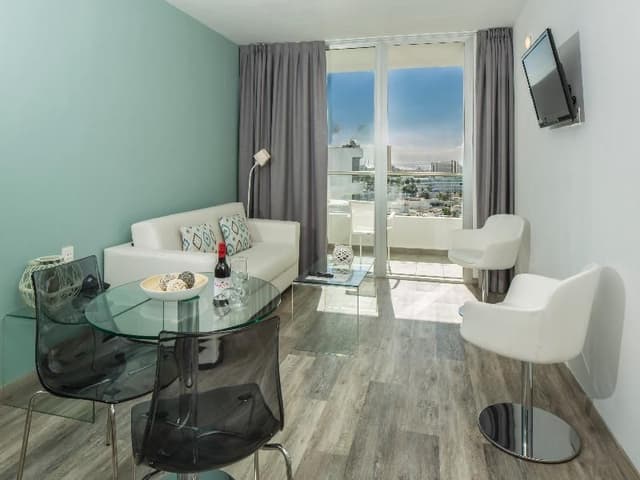 SUITE STANDARD