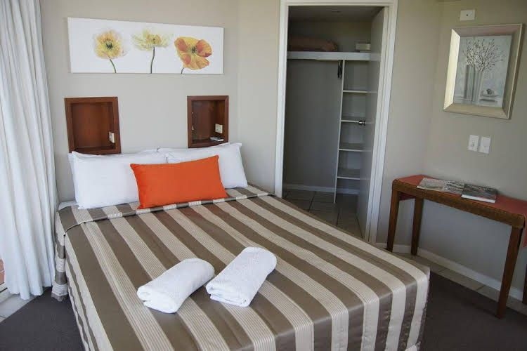 Parkshore Sunshine Holiday Apartments1
