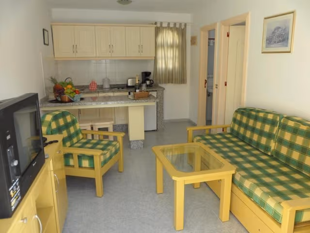APARTMENT ONE BEDROOM