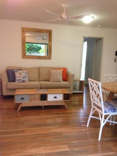 Deluxe One-Bedroom Apartment