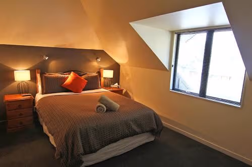 Standard Queen Room