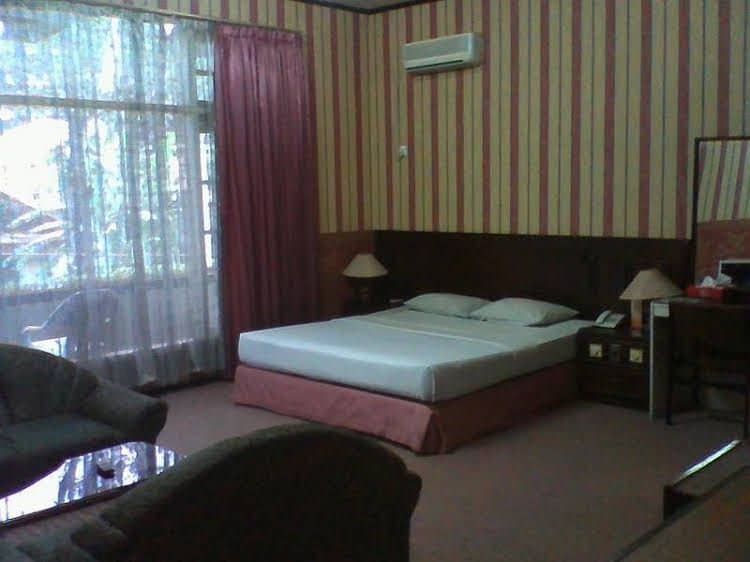 Hotel Pangrango 1 Bogor Hotel Pangrango 1 Bogor
