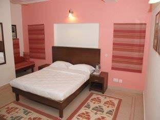 โรงแรมราชทิพ (Hotel Rajdeep)2