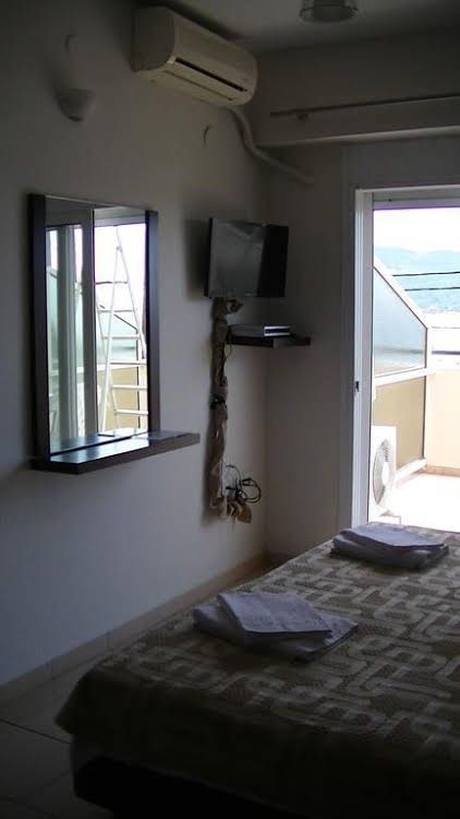 Ameris Studios & Apartments0