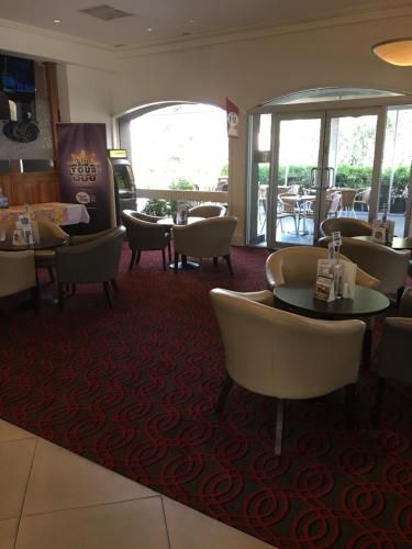 Club Laverton1