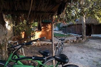 Cabanas Hostal & Camping Magic Bacalar1