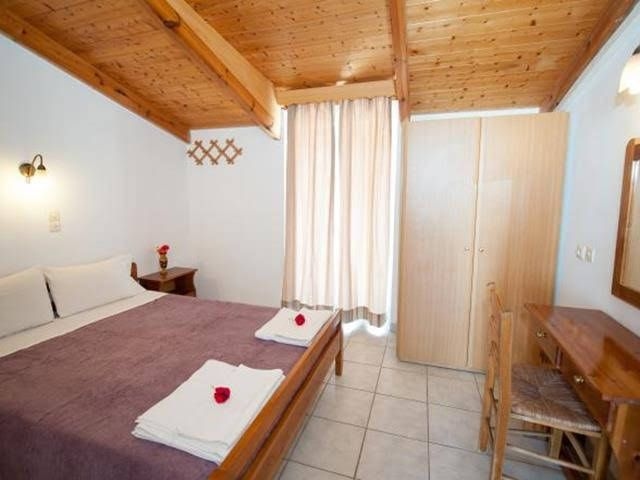 Tassia Studios2
