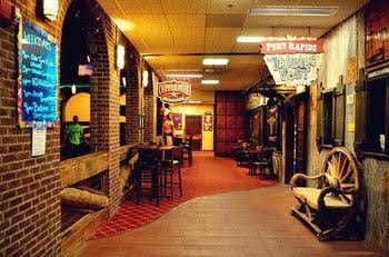 Fort Rapids Indoor Waterpark Resort3