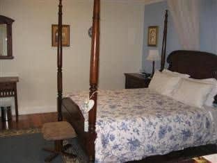 Elindale House Bed & Breakfast Elindale House Bed & Breakfast